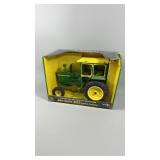 Ertl John Deere 4010 Tractor