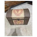 Decorative Trunk