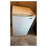 Haier Mini Apartment Fridge BC-111