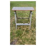 Portable Adjustable Work Bench