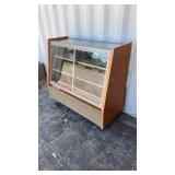 Rolling Merchandise Display Cabinet