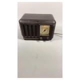 Vintage Fada Radio- Turns on