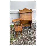 Childï¿½s Slant Top Desk and Chair