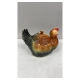 Fapco Hen and Chick Cookie Jar- Lid Chipped
