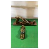 2 Wood Planes