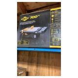 QEP 700xt 7" Wet Saw with Extension Table