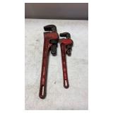2 Pipe Wrenches