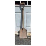 Square Nose Shovel