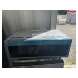 Whirlpool 1.1-cu ft Over-the-Range Microwave
