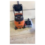 Ridgid 16Gal Wet/Dry Vac with Assortment of T
