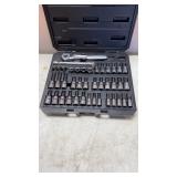 Craftsman 1/4" & 3/8ï¿½ Socket Wrench Set