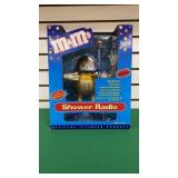 M&Mï¿½s Shower Radio