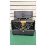Vintage Zenith Portable AM Tube Radio