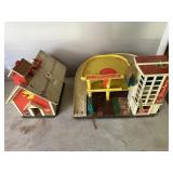 Fisher Price School House & Garage