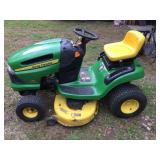 John Deere "115" Lawn Tractor - Hydrastatic Drive
