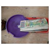 Badmitton Set & 2 Plastic Sleds