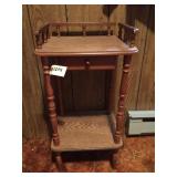 Oak End Stand w/ Chair Rail