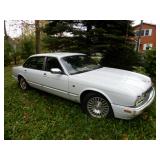 Jaquar Automobile 4 Dr, Sunroof