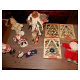 Christmas Decorations - 3 Poly Resin Santas,