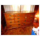 9 Drawer Solid Maple Chest With Mirror