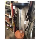 Used Oil Dispenser With Adjustable Funnel