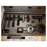 Gear Wrench Pulley and Instaler Set