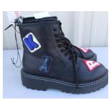 (TX) Kar Lagerfel Boots