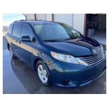 (AZ) 2011 Toyota Sienna