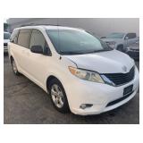 (CA) 2012 Toyota Sienna