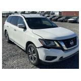 (CA) 2017 Nissan Pathfinder