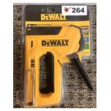 (TX) DeWalt - Heavy Duty Tacker