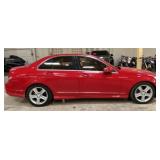(PR) 2010 Mercedes-Benz C300