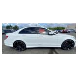 (PR) 2009 Mercedes-Benz C300
