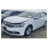 (CA) 2016 Volkswagen Passat