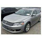 (CA) 2013 Volkswagen Passat