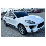 (CA) 2017 Porsche Macan