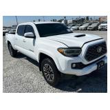 (CA) 2023 Toyota Tacoma