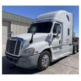(CA) 2016 Freightliner Cascadia - Diesel