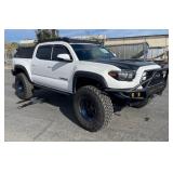 (CA) 2017 Toyota Tacoma