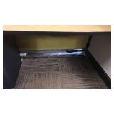 6 cubicle office space