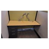 6 cubicle office space