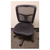 No Arm Black Office Chair Mesh Back