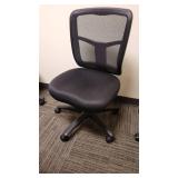 No Arm Black Office Chair Mesh Back