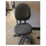 Oval Back Padded Seat Office Chair