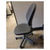 Oval Back Padded Seat Office Chair