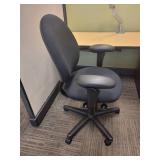Black Oval Back Memory Foam Office Chair
