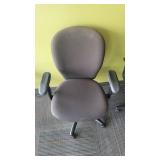 Lot of 2 Office Chairs