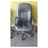 Lot of 2 Office Chairs