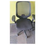 Lot of 2 Mesh Back Office Chairs