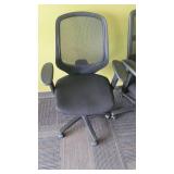 Lot of 2 Mesh Back Office Chairs